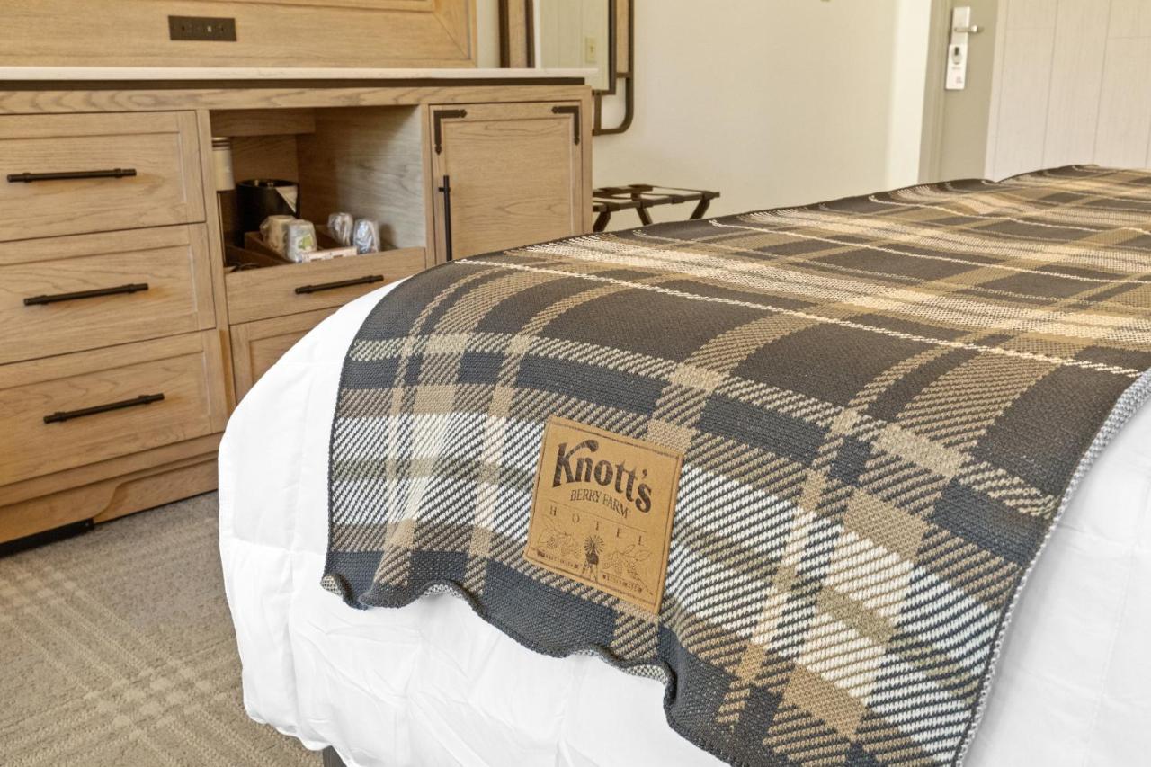 Knott'S Hotel Buena Park Buitenkant foto