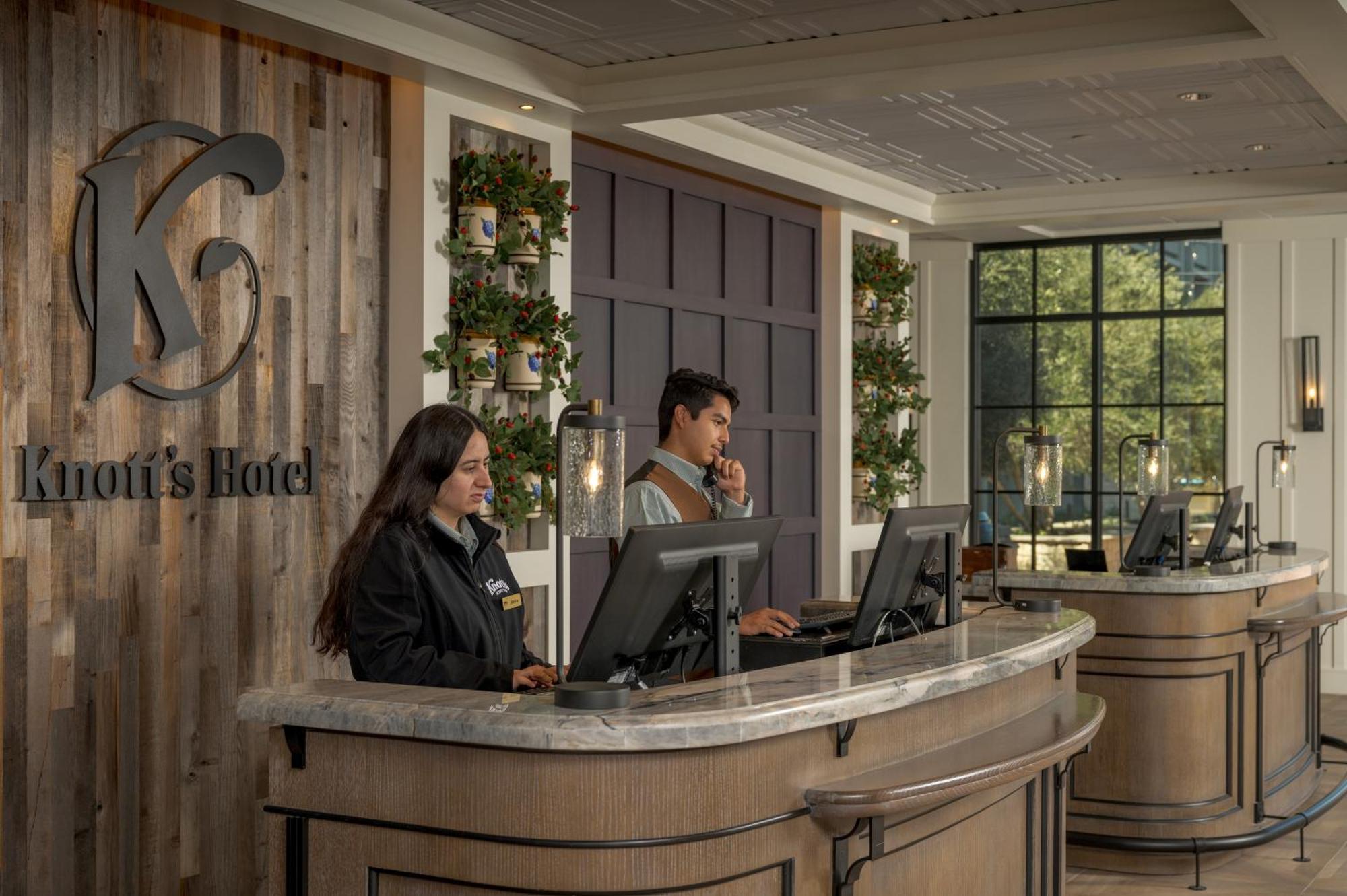 Knott'S Hotel Buena Park Buitenkant foto